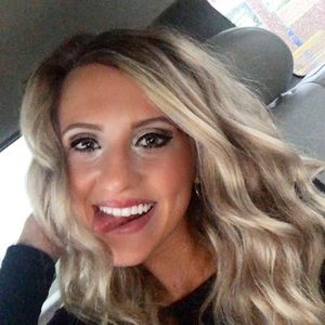 Meet your Posher, Zoe